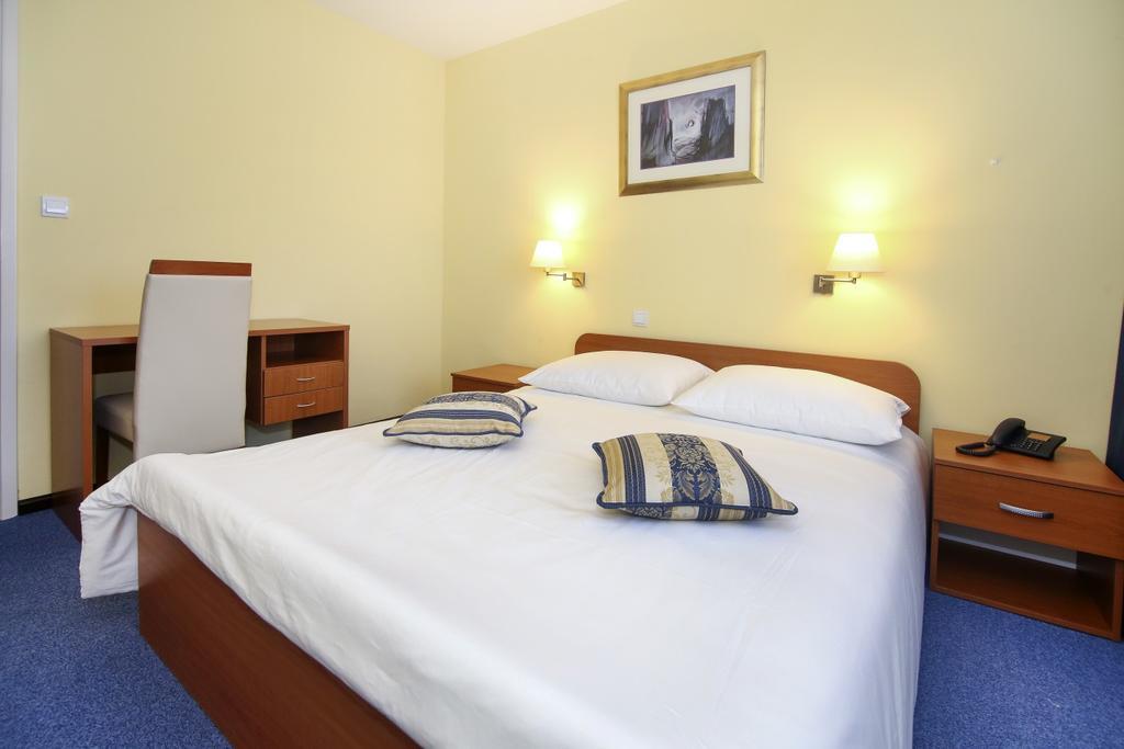 Hotel Zagreb Split Dış mekan fotoğraf